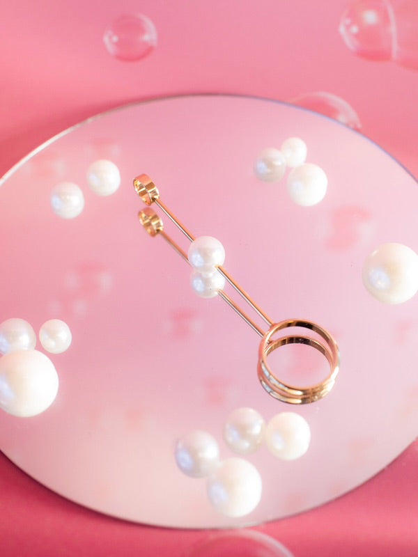 Pearl J Holder