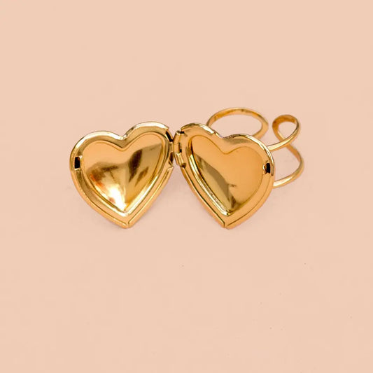 Locket Up Ring - 18k Gold Plated