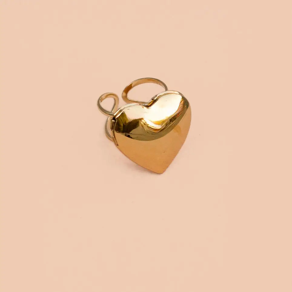 Locket Up Ring - 18k Gold Plated