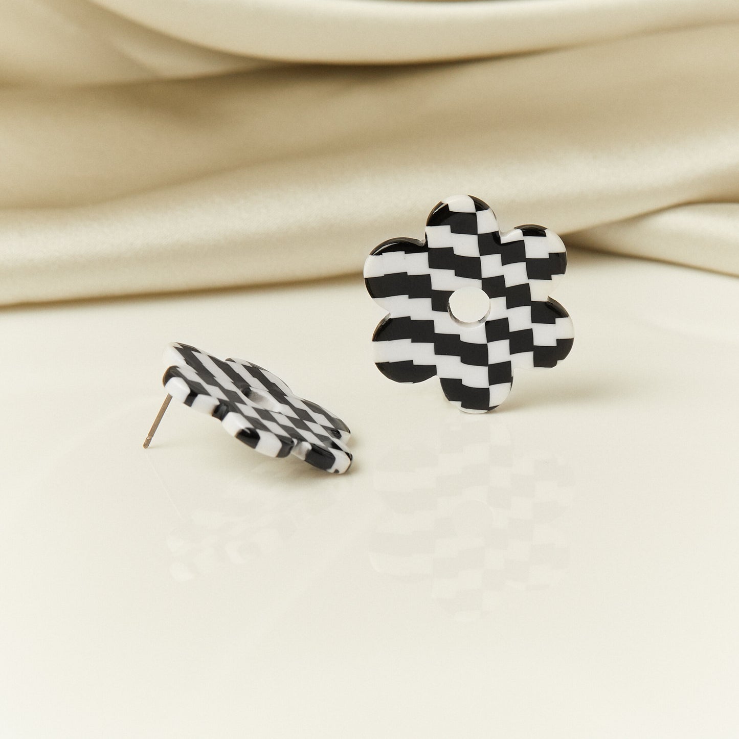 Large Acetate Daisy Earrings in Checkerboard